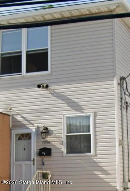 1294 Forest Avenue – photo 4