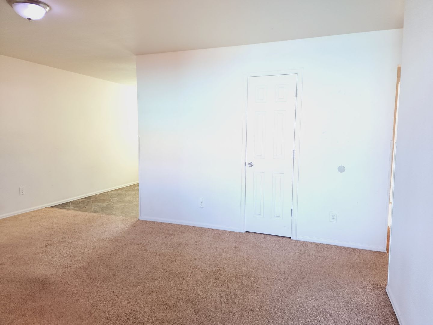 2 Bedroom Unit on University Dr. – photo 4