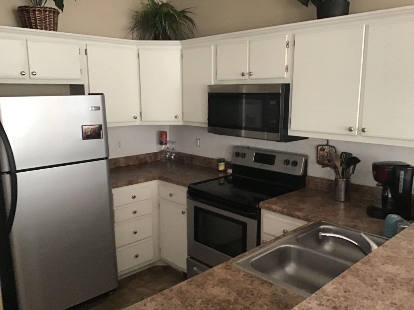 2nd Floor Furnished Condo in River Oaks *Half off Second Month* – photo 1