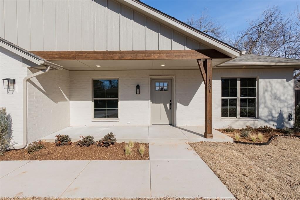 1521 Cruce Street – photo 3