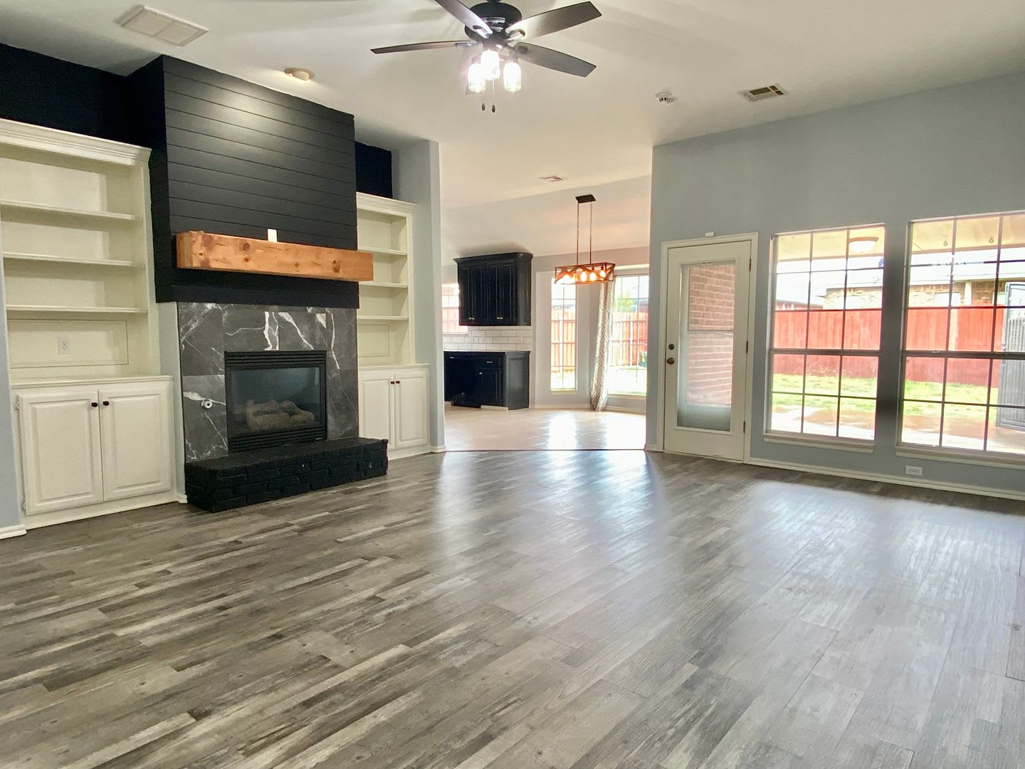 Amazing 4 bed 2 bath in Yukon! – photo 3
