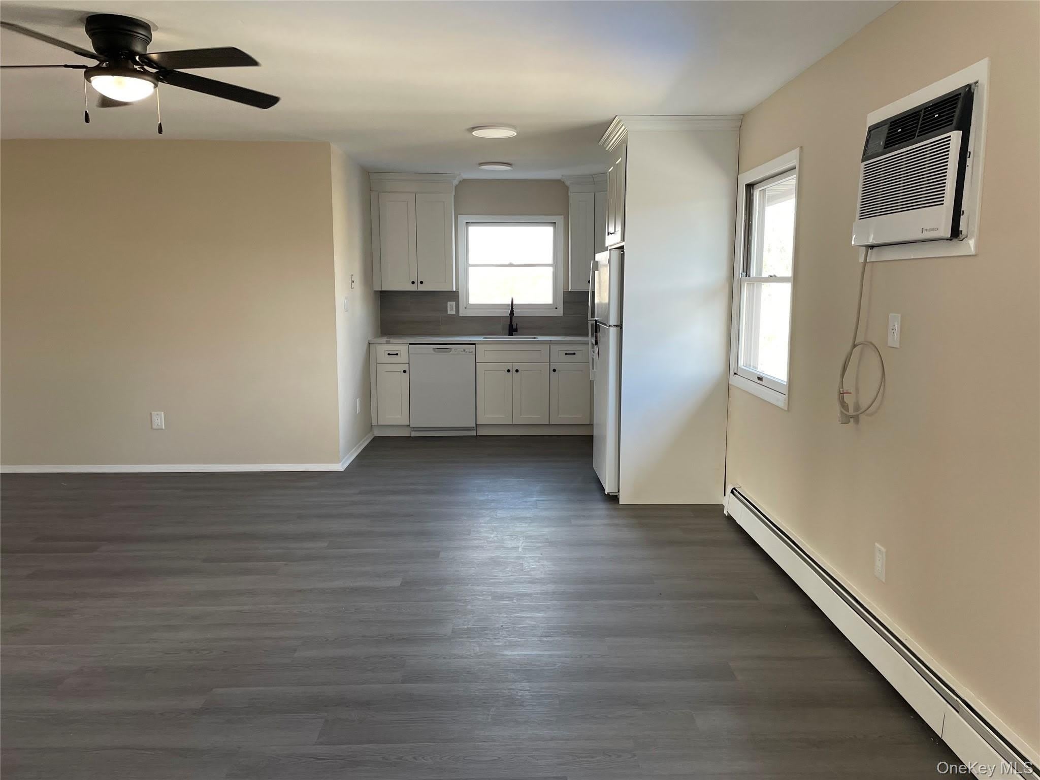 7 Locust Ave – photo 5