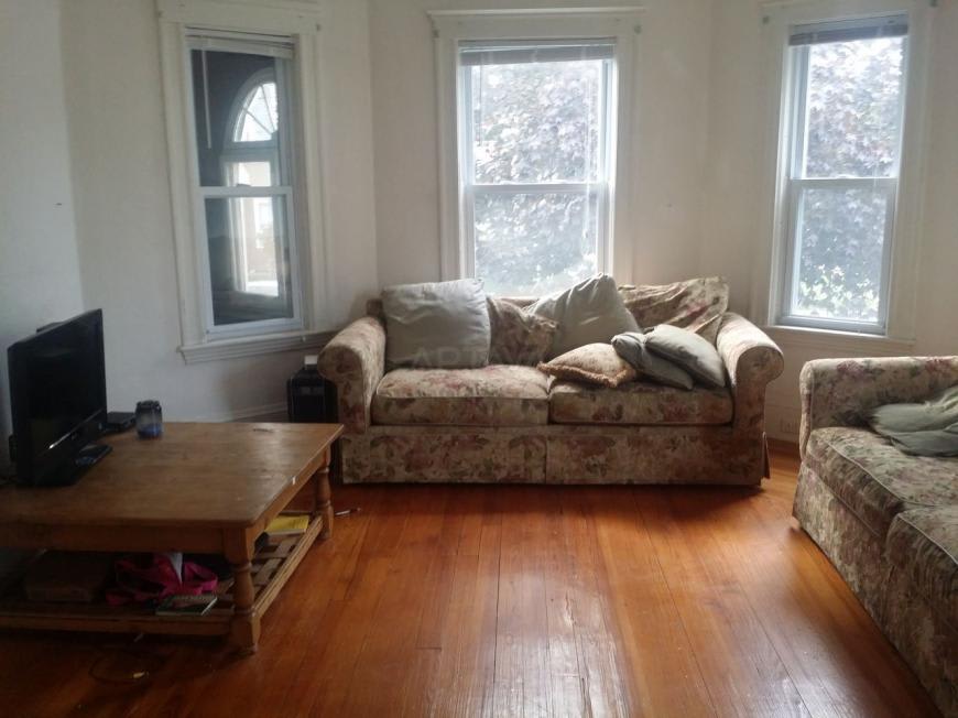27 Warner St. – photo 1
