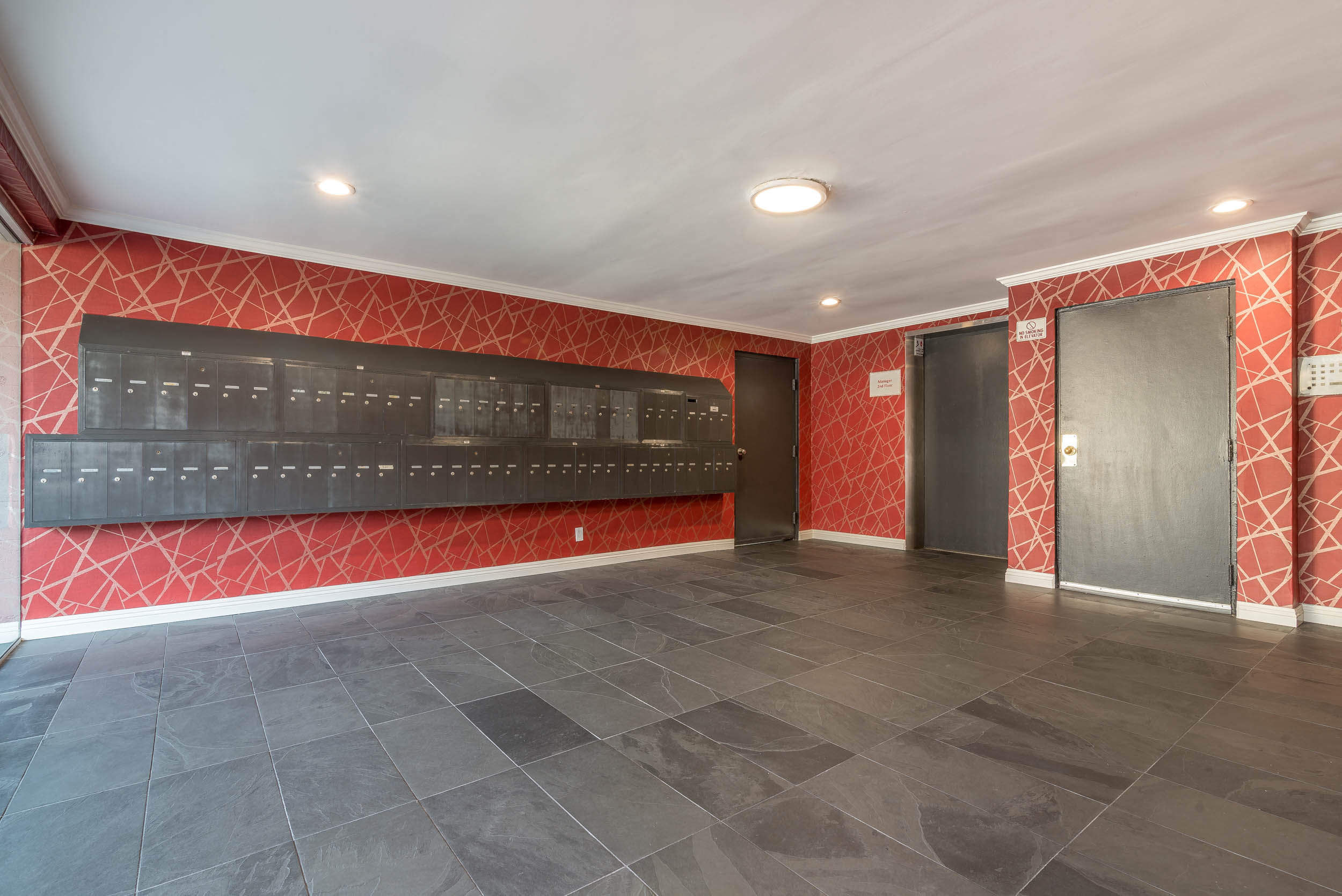 526 Ardmore – photo 5