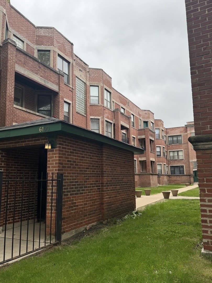 6108 S Dorchester Avenue – photo 3