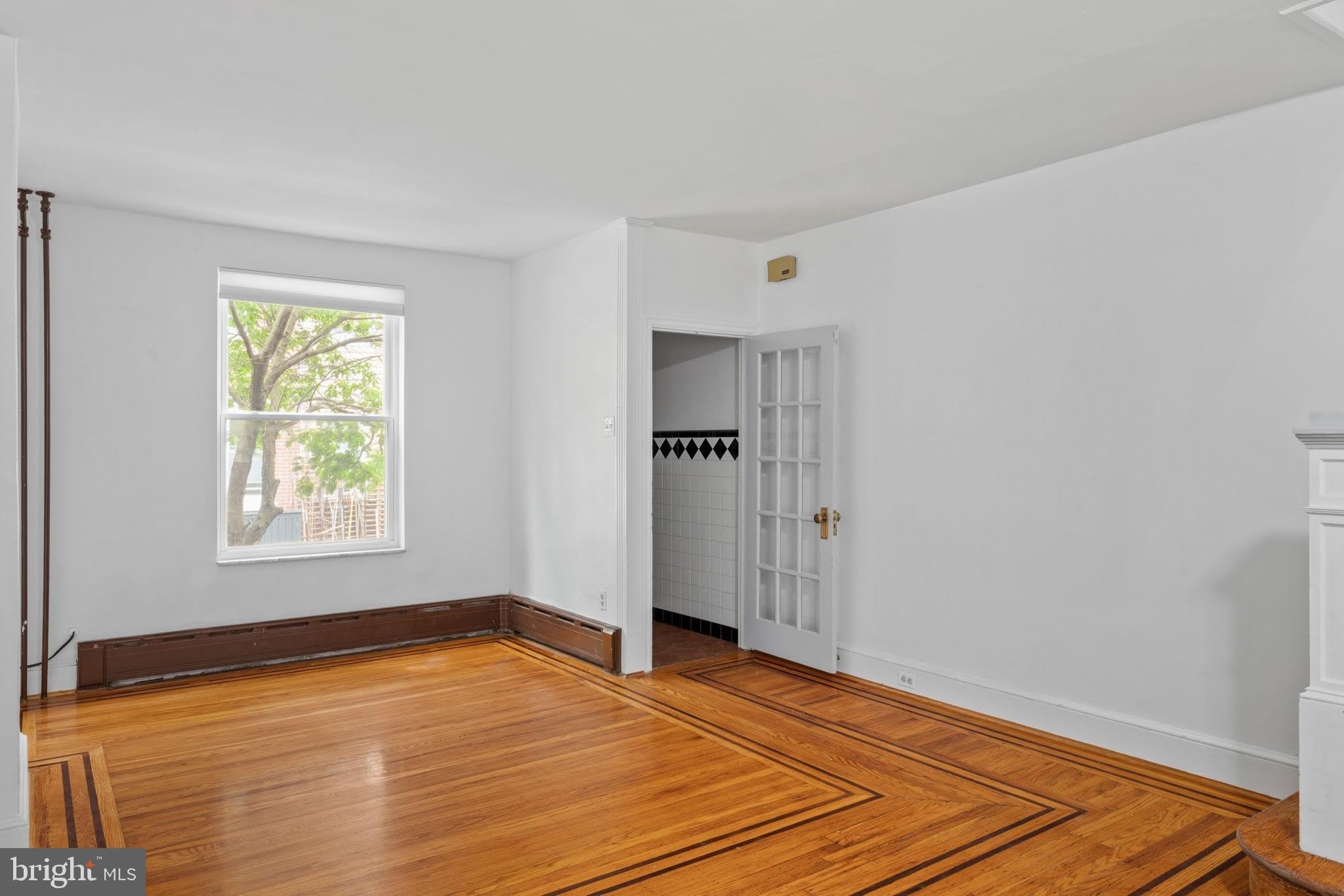 1823 S HICKS Street – photo 5