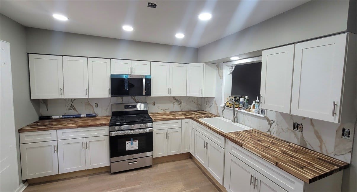 352 Walnut Street – photo 2