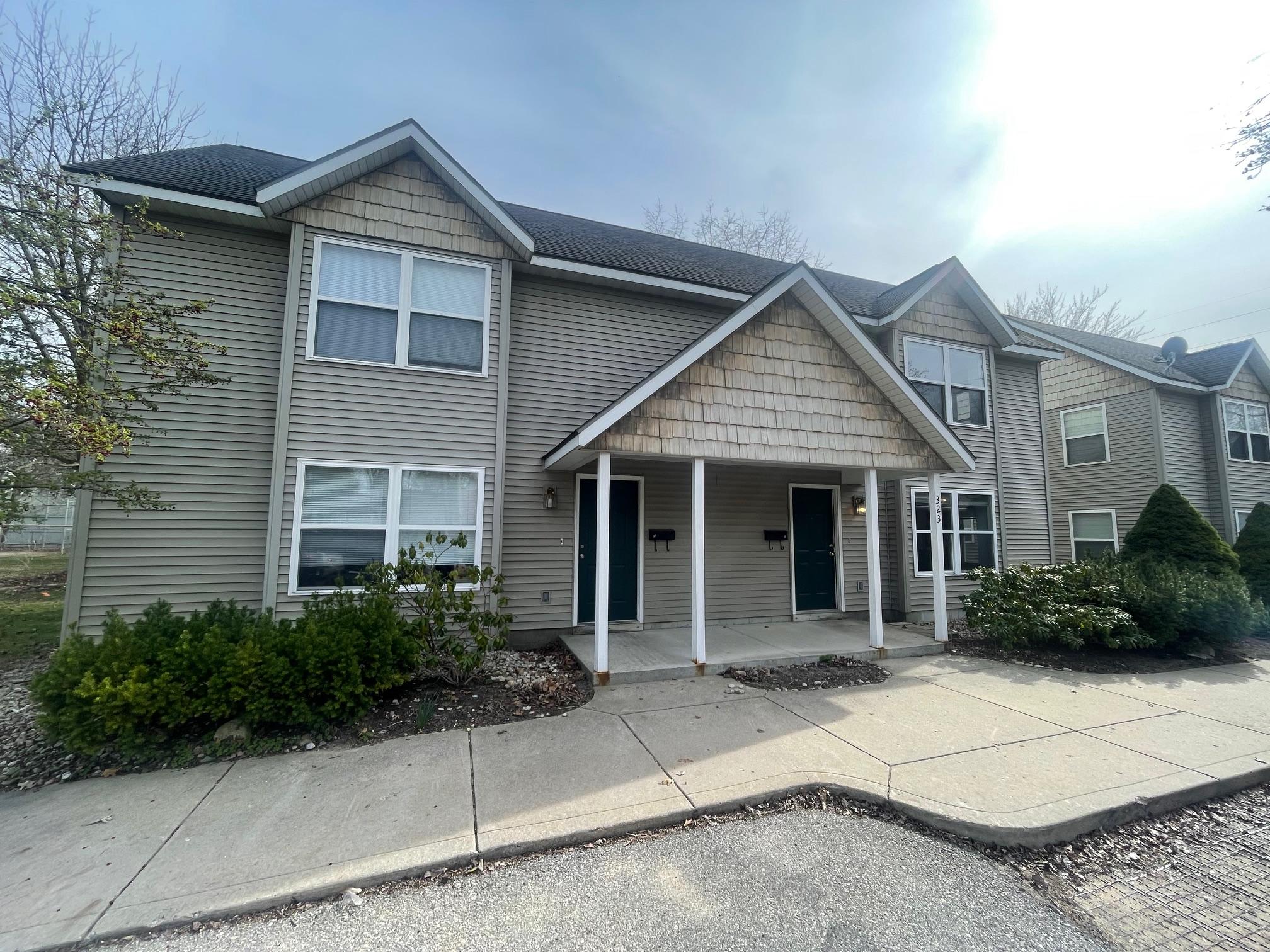 321 S. Garfield Ave. – photo 1
