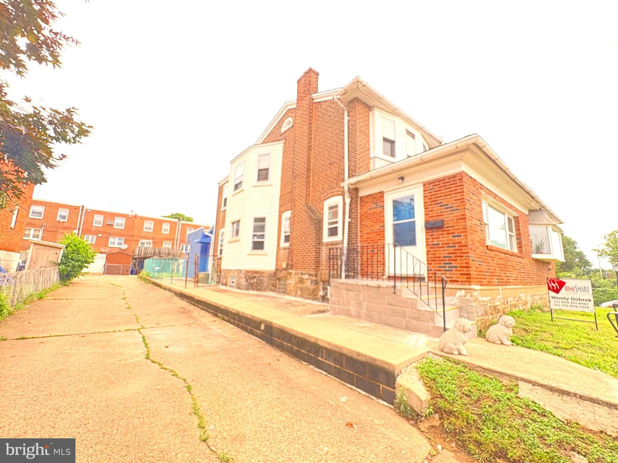 2241 KNORR Street – photo 3