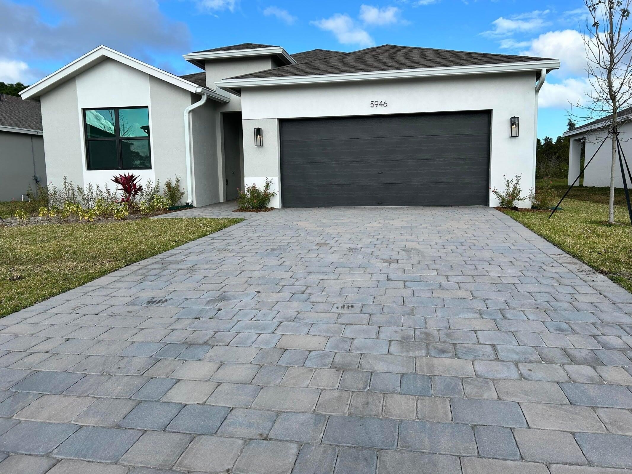 5946 Se Skyblue Circle – photo 2