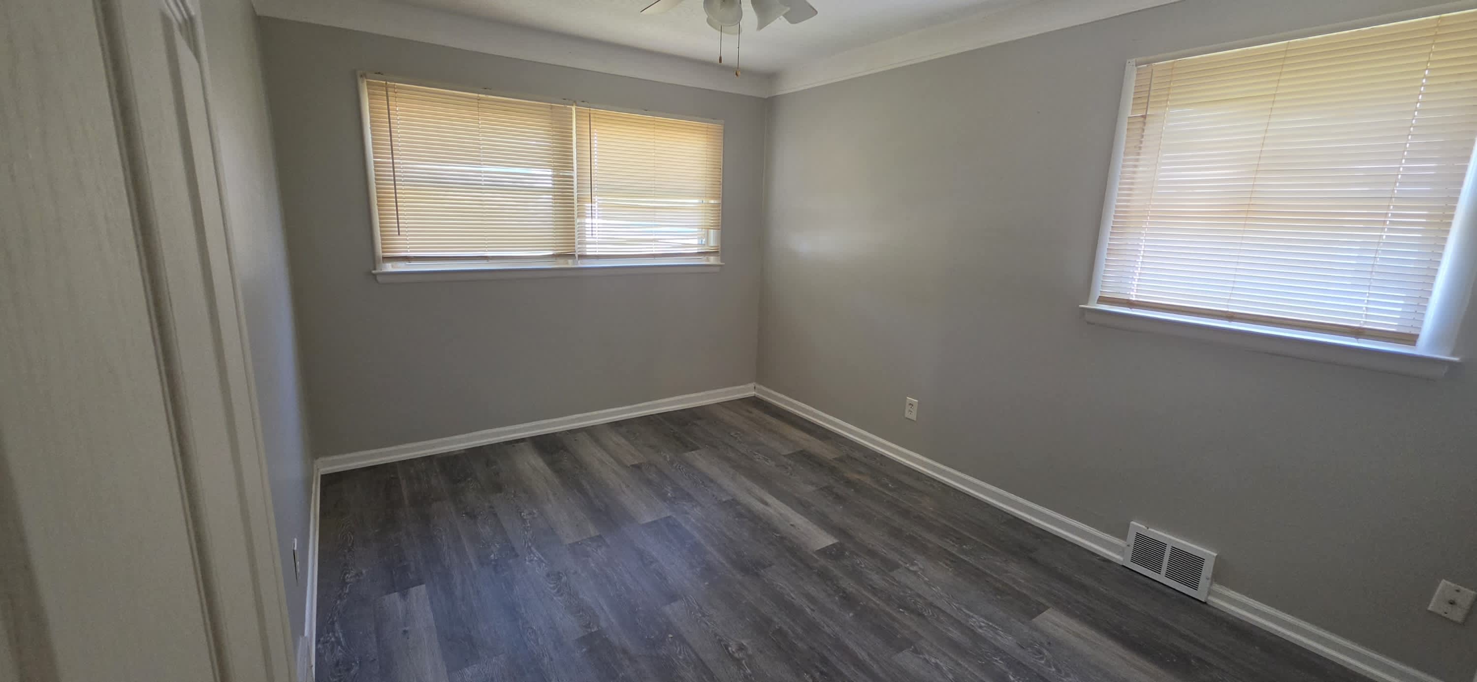 11332 Republic Avenue – photo 5