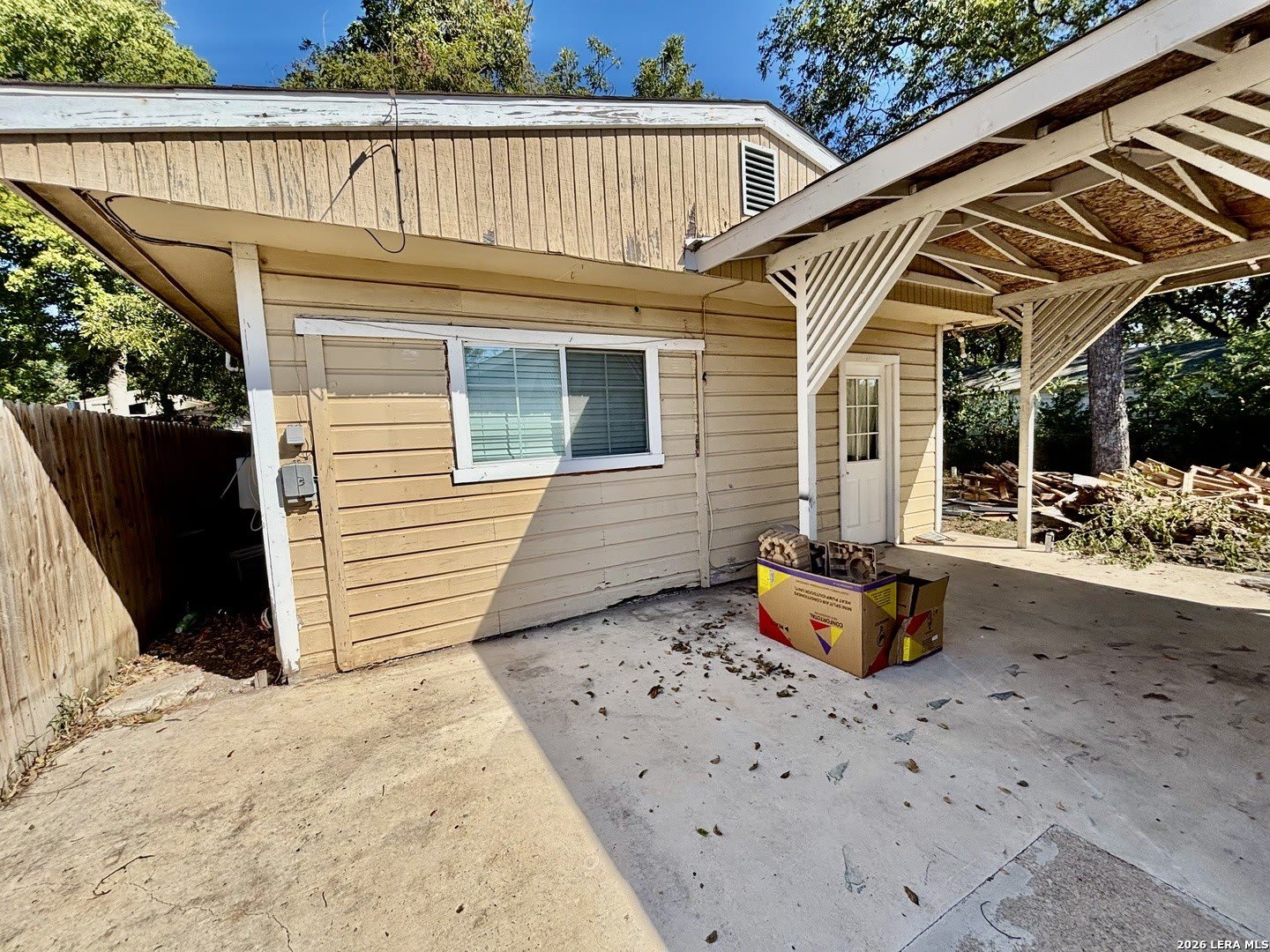 431 Sussex Ave – photo 1