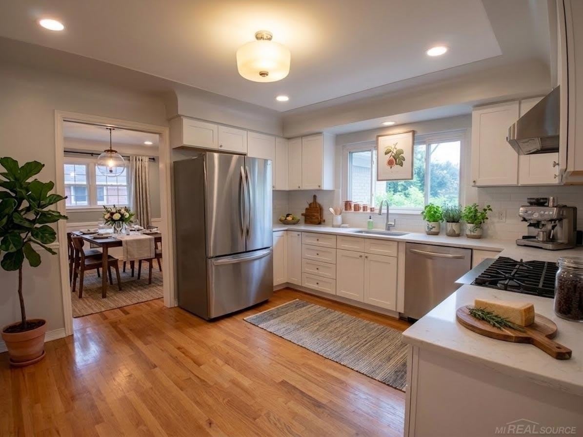 906 Putney Street – photo 4