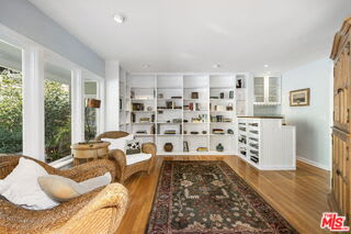 11215 Sunset Boulevard – photo 5