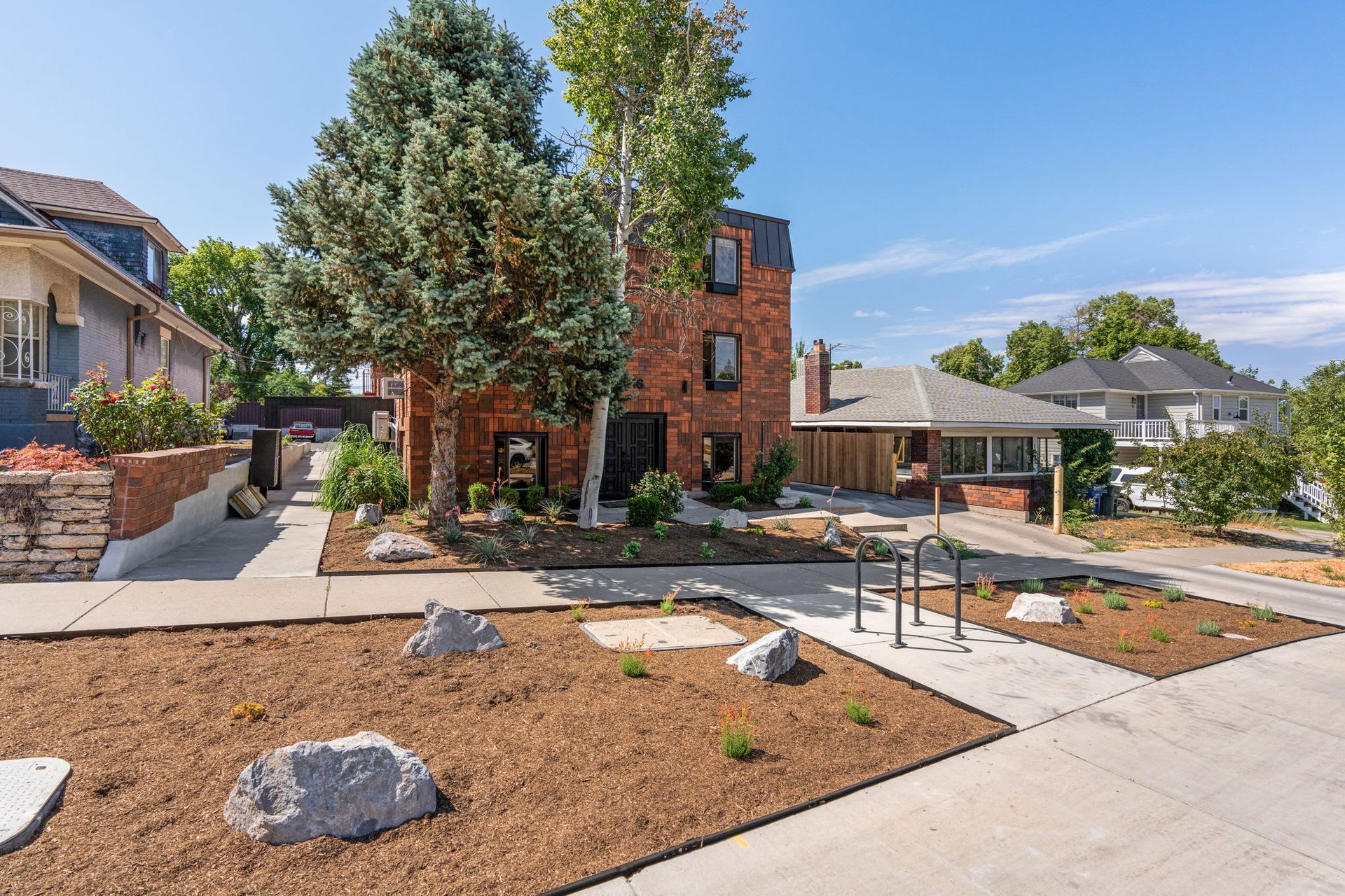 Welcome To The Hauser Apartments!!!! – photo 2