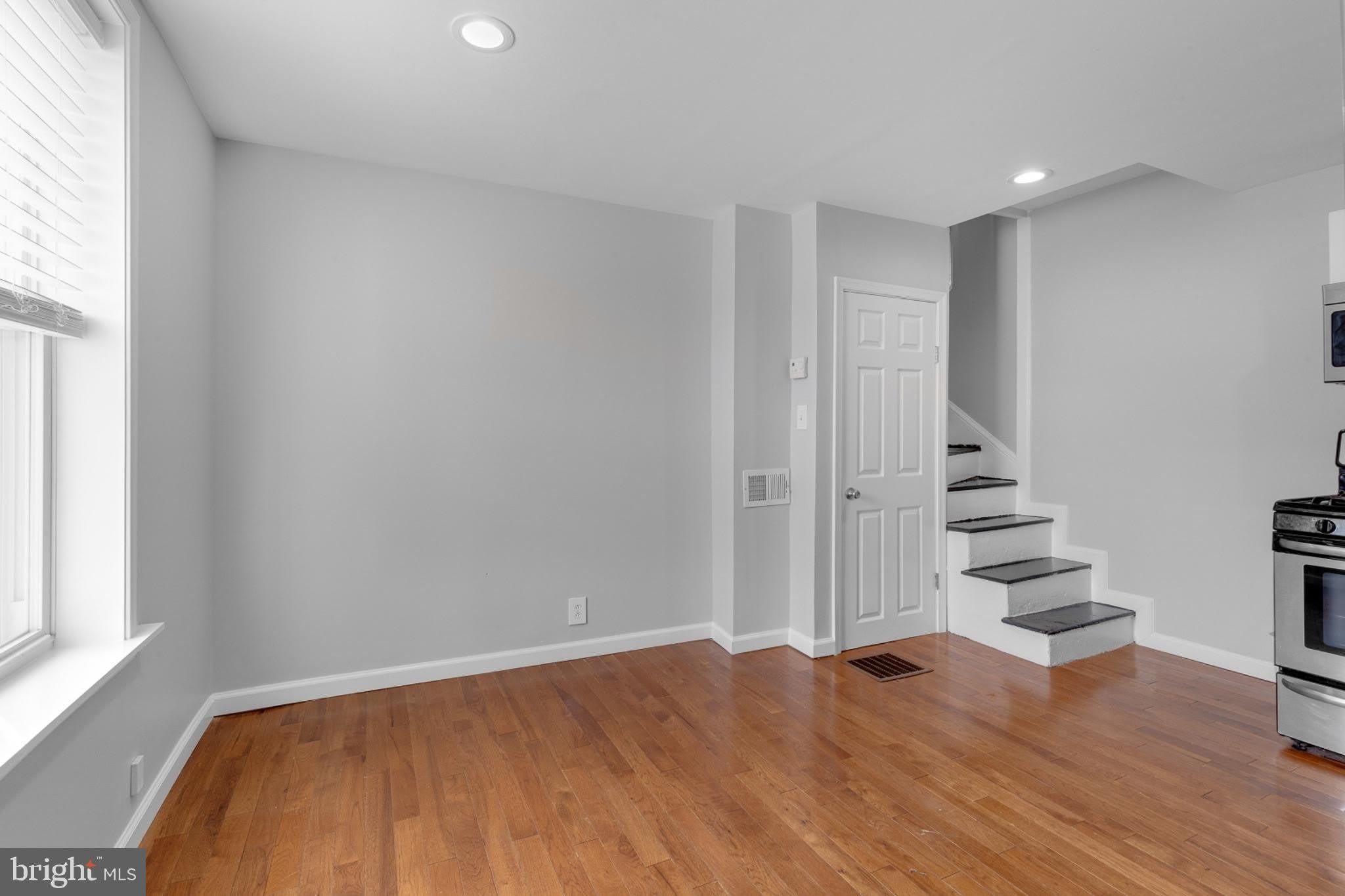 1428 N HOPE Street – photo 1