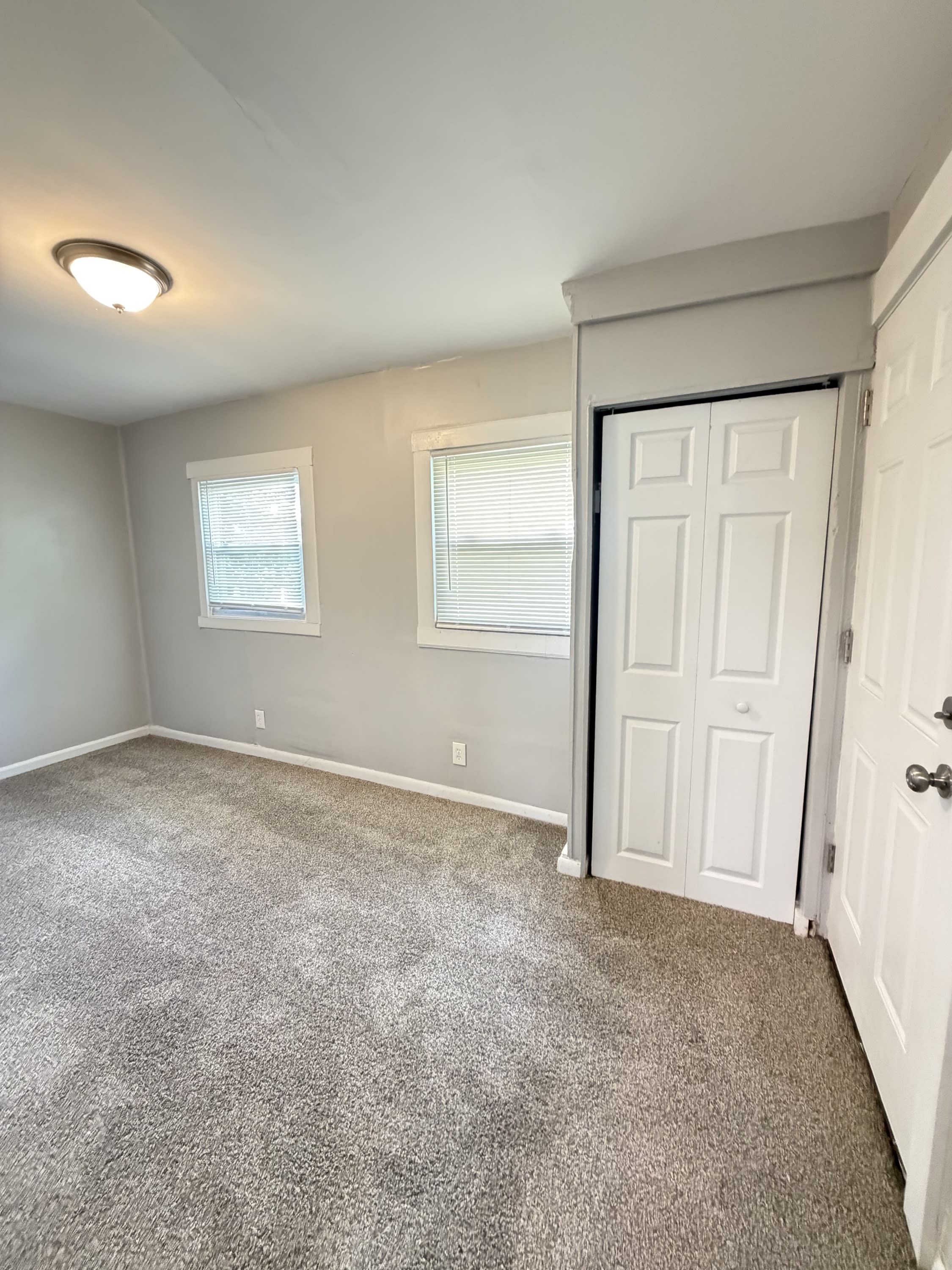 2422 Warren Street – photo 1