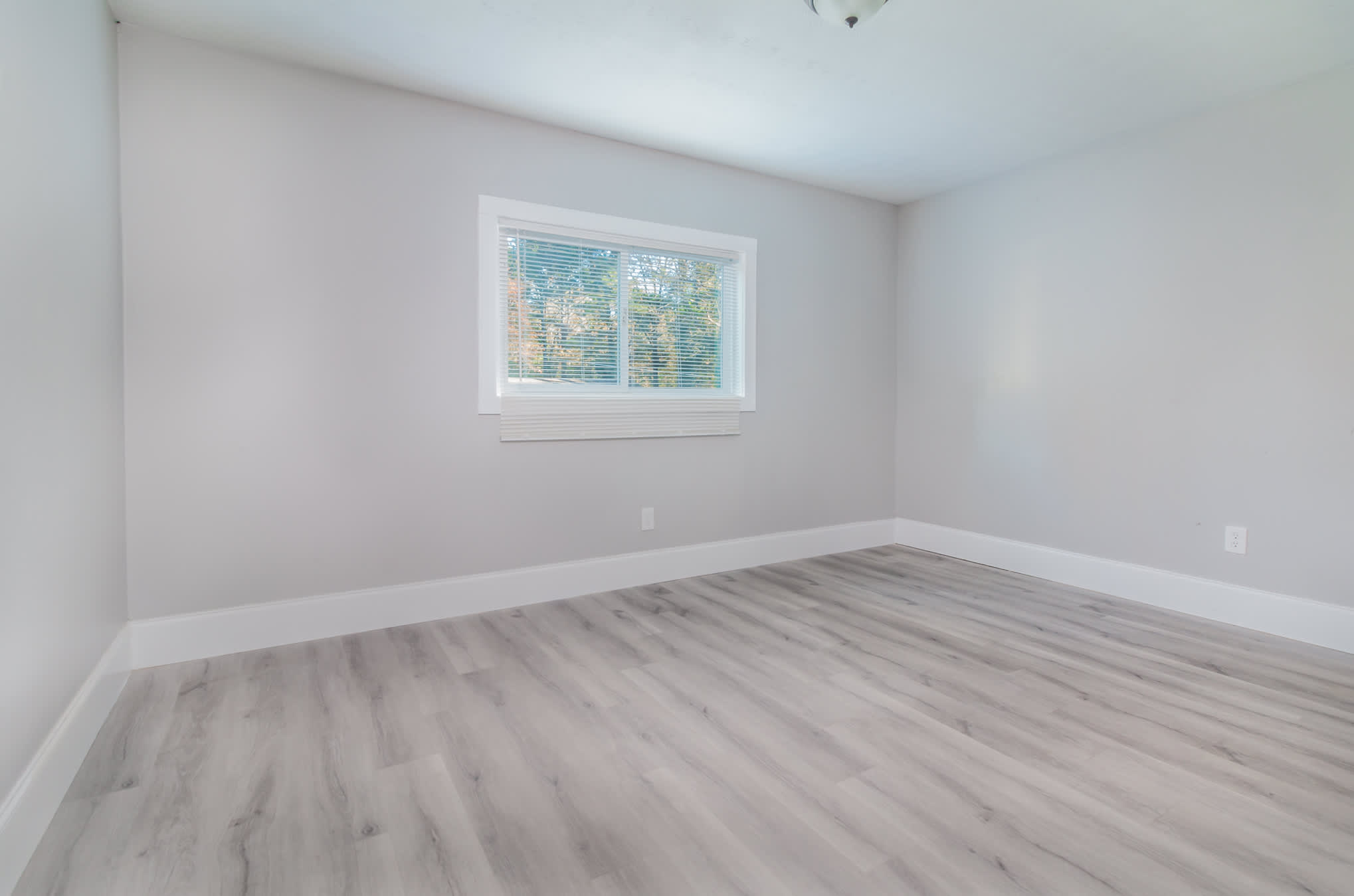 511 Gresham Park Drive – photo 2