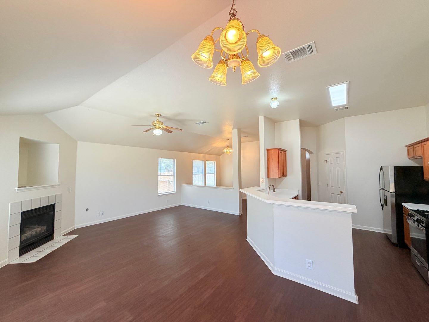 4 BEDROOM HOME – photo 4