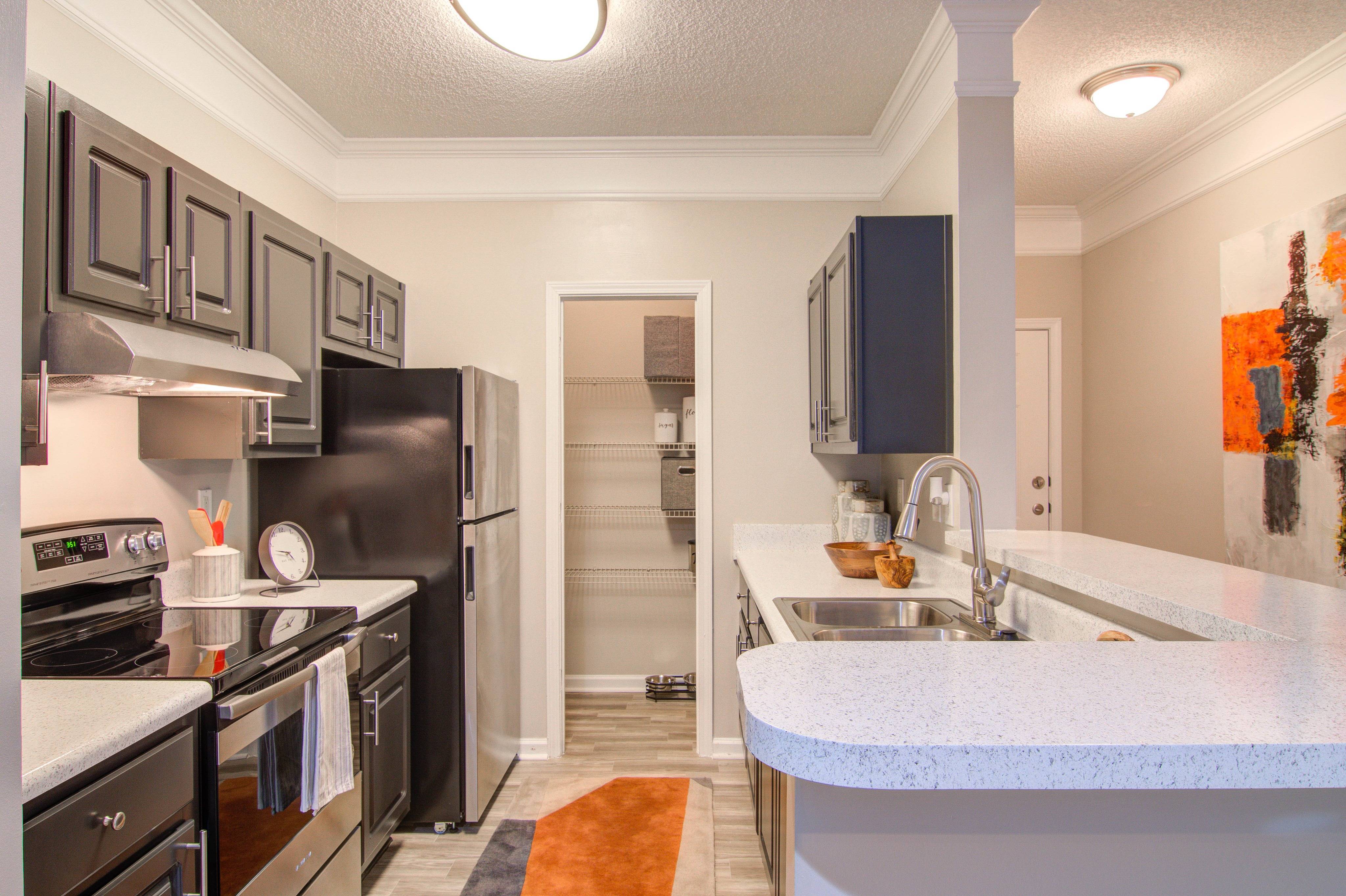 Waterford Landing Apartments – photo 4