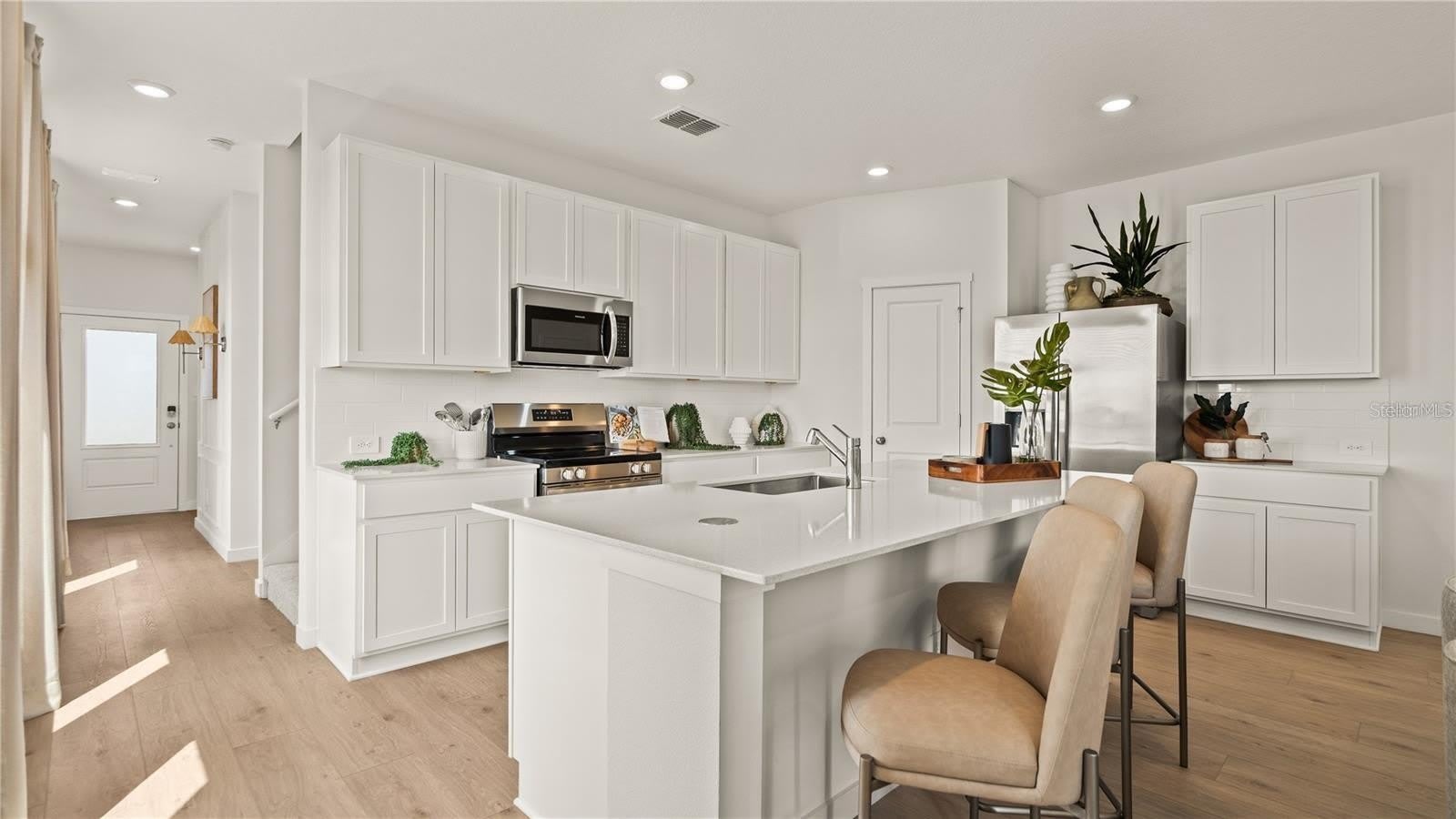 3035 GRANITE RIDGE Avenue – photo 3