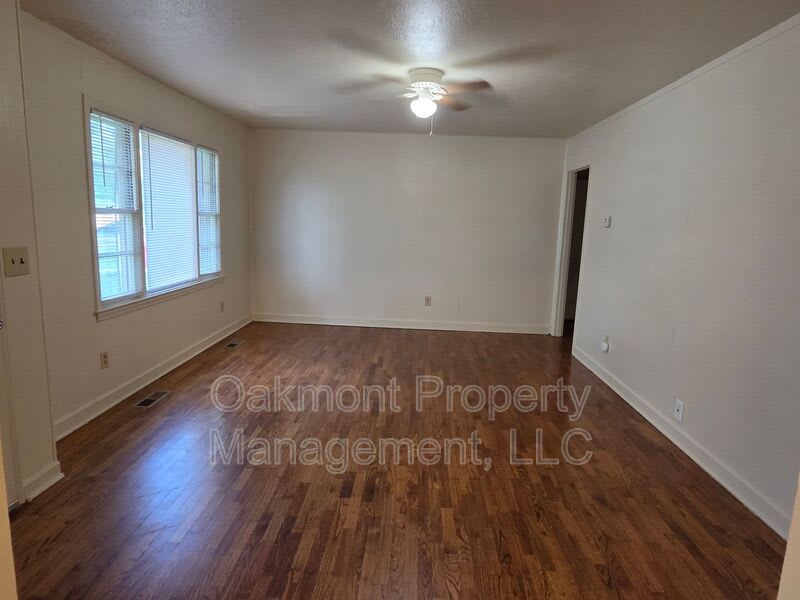 5313 Bayleaf Drive – photo 4