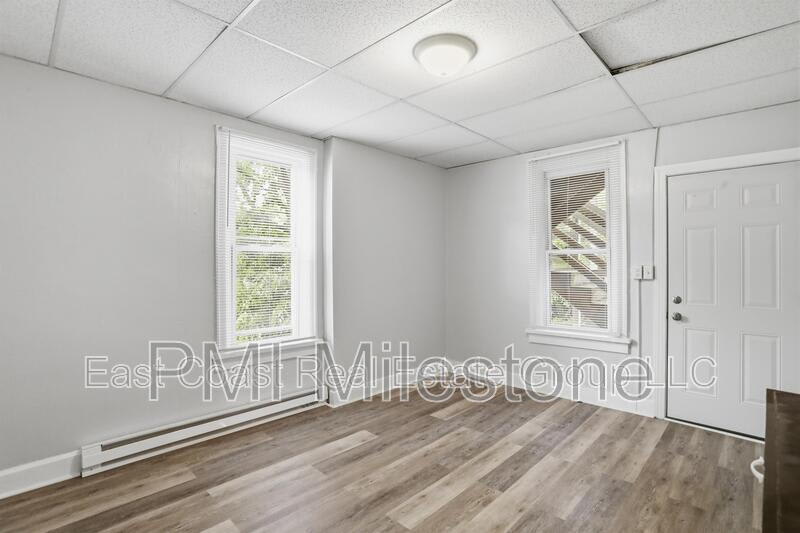 207 N Mulberry St – photo 5