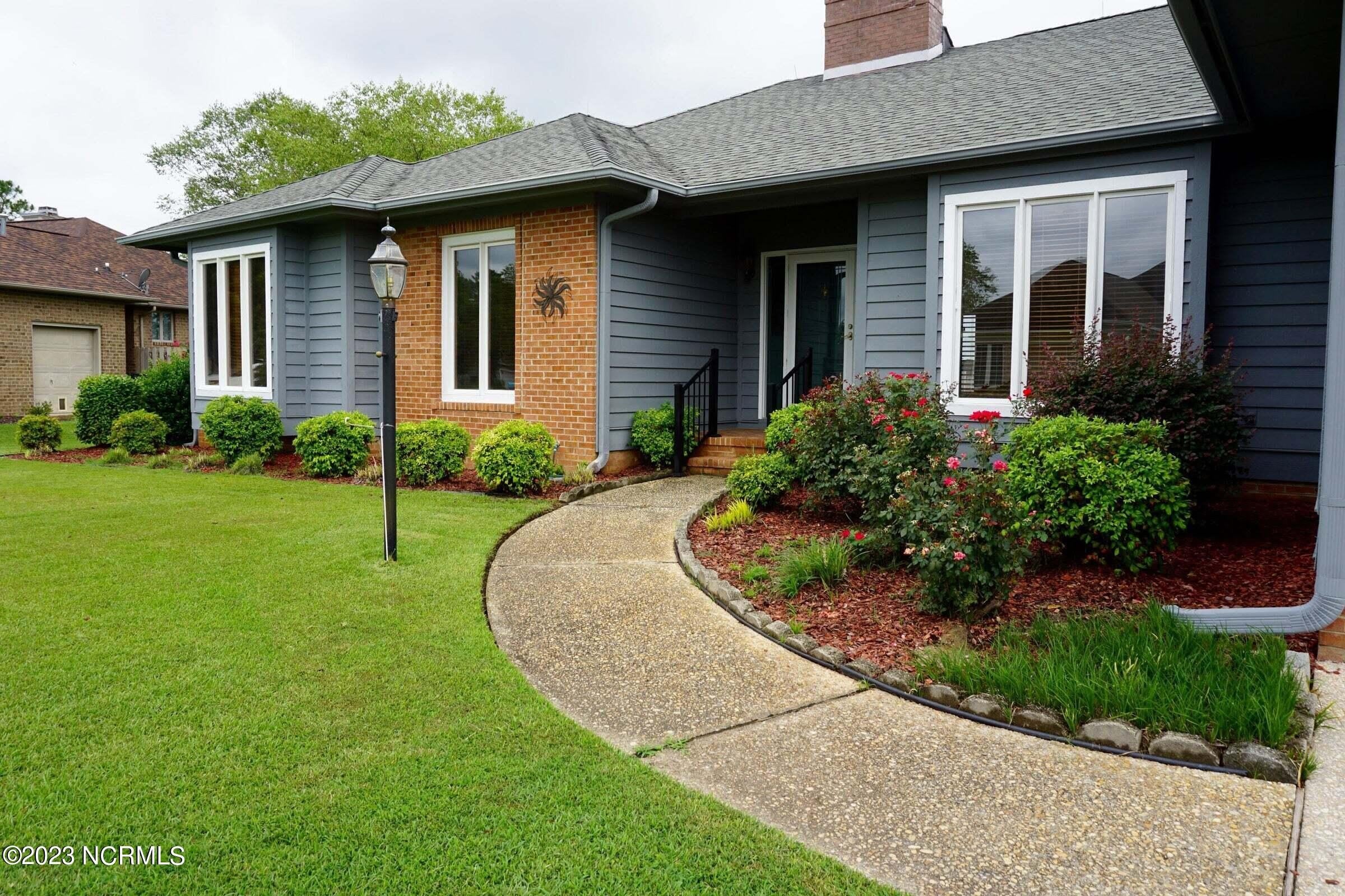 867 Castleberry Court – photo 1