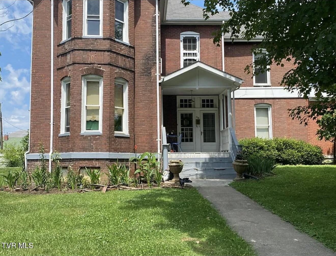 234 Solar Street – photo 2