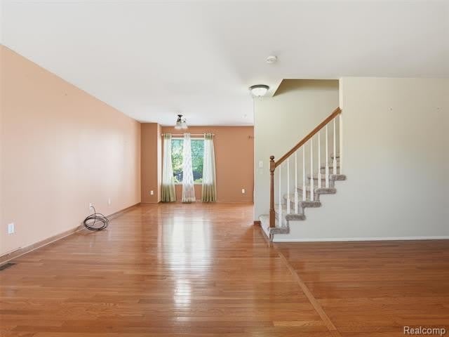 38257 Plumhollow Drive – photo 2