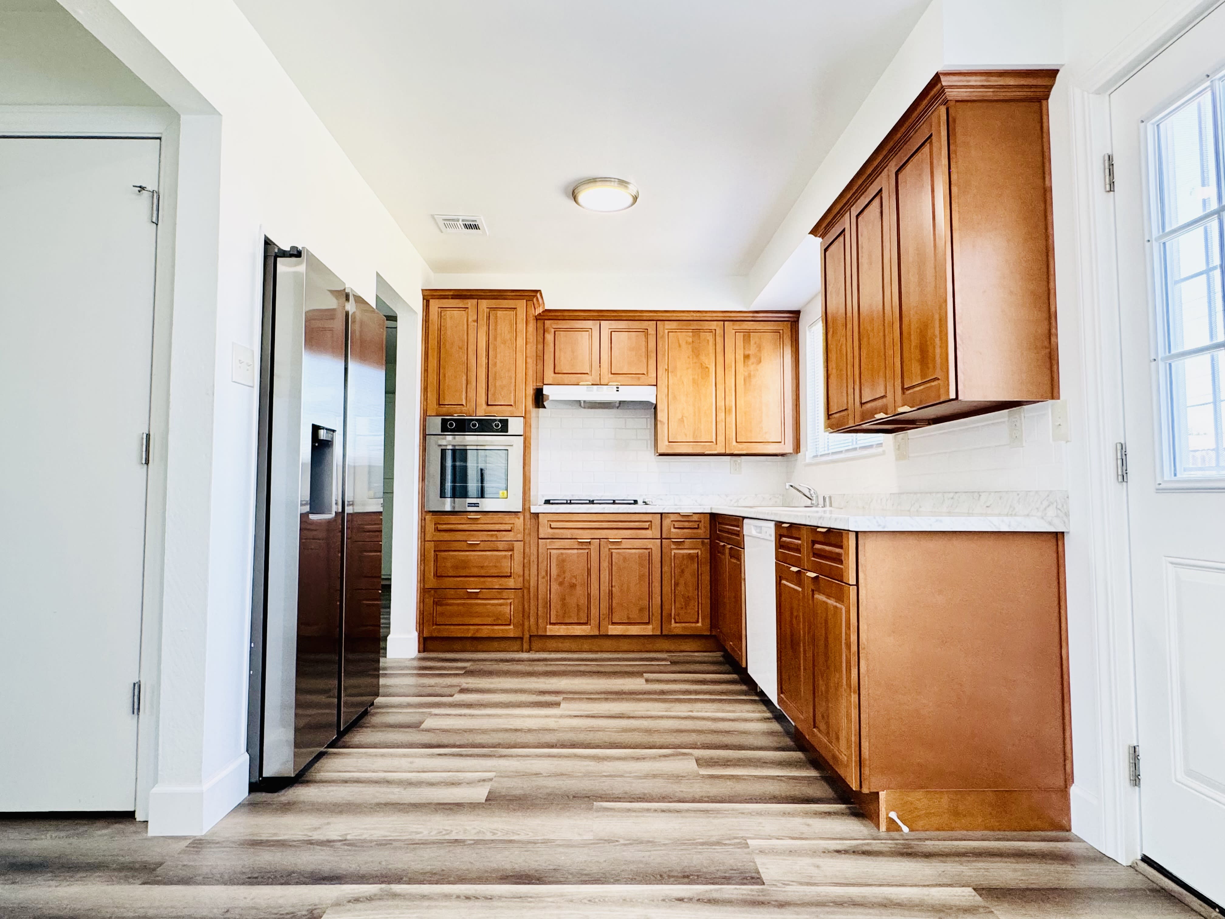 63 Cathcart Ave – photo 4