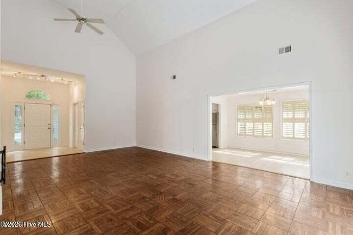 9 Court 3 NW Drive – photo 5