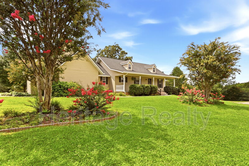 2707 Lady Bug Lane – photo 2