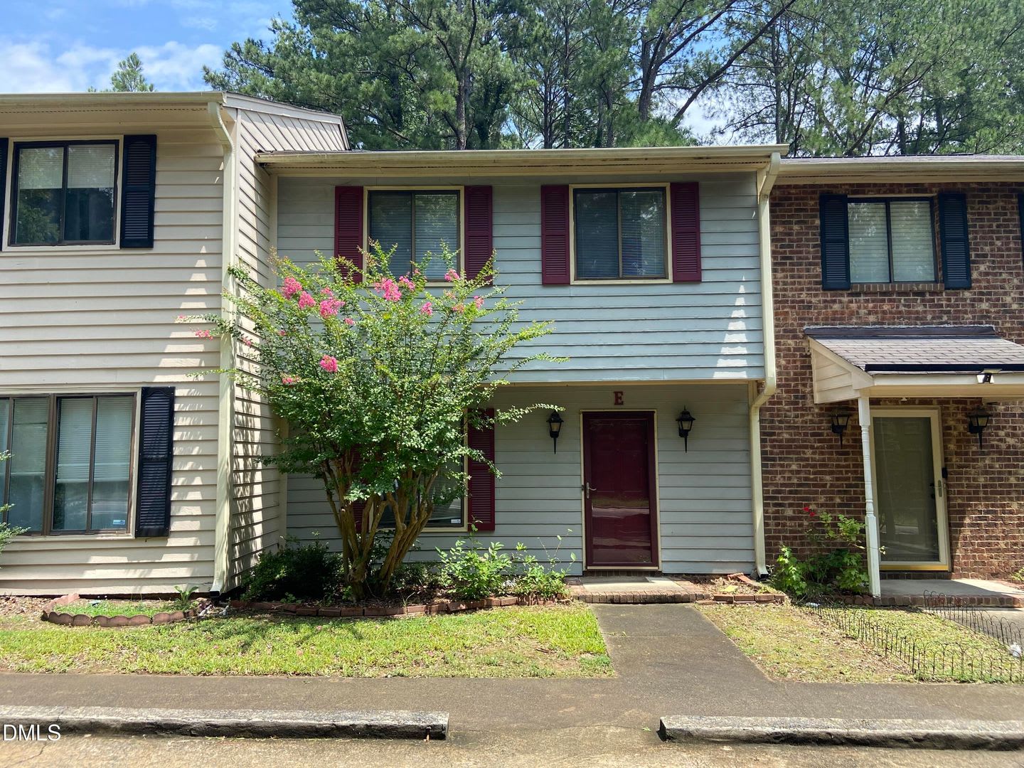 2420 Stadium Dr APT E – photo 1