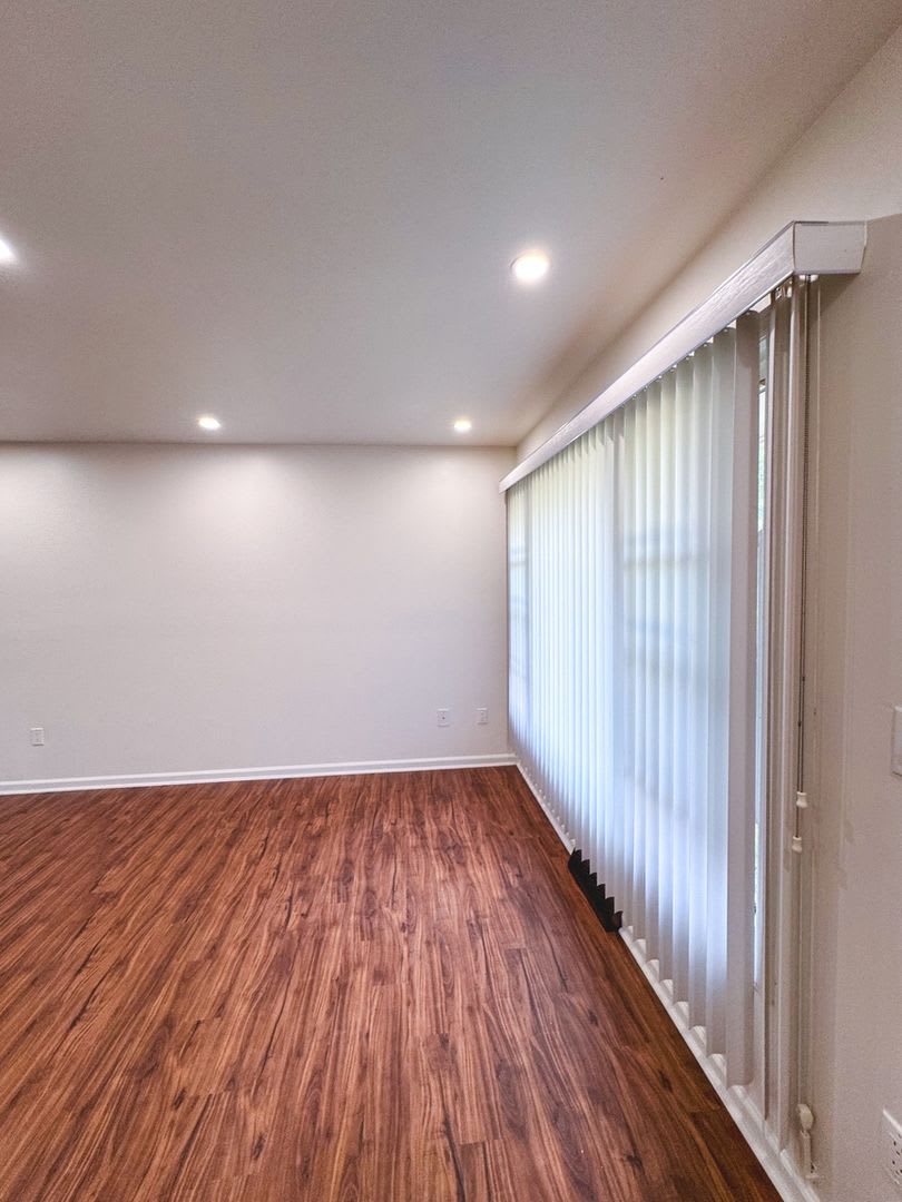 Renovated 3Br 2Ba 1 875 Month Washer Dryer Pet Friendly – photo 3