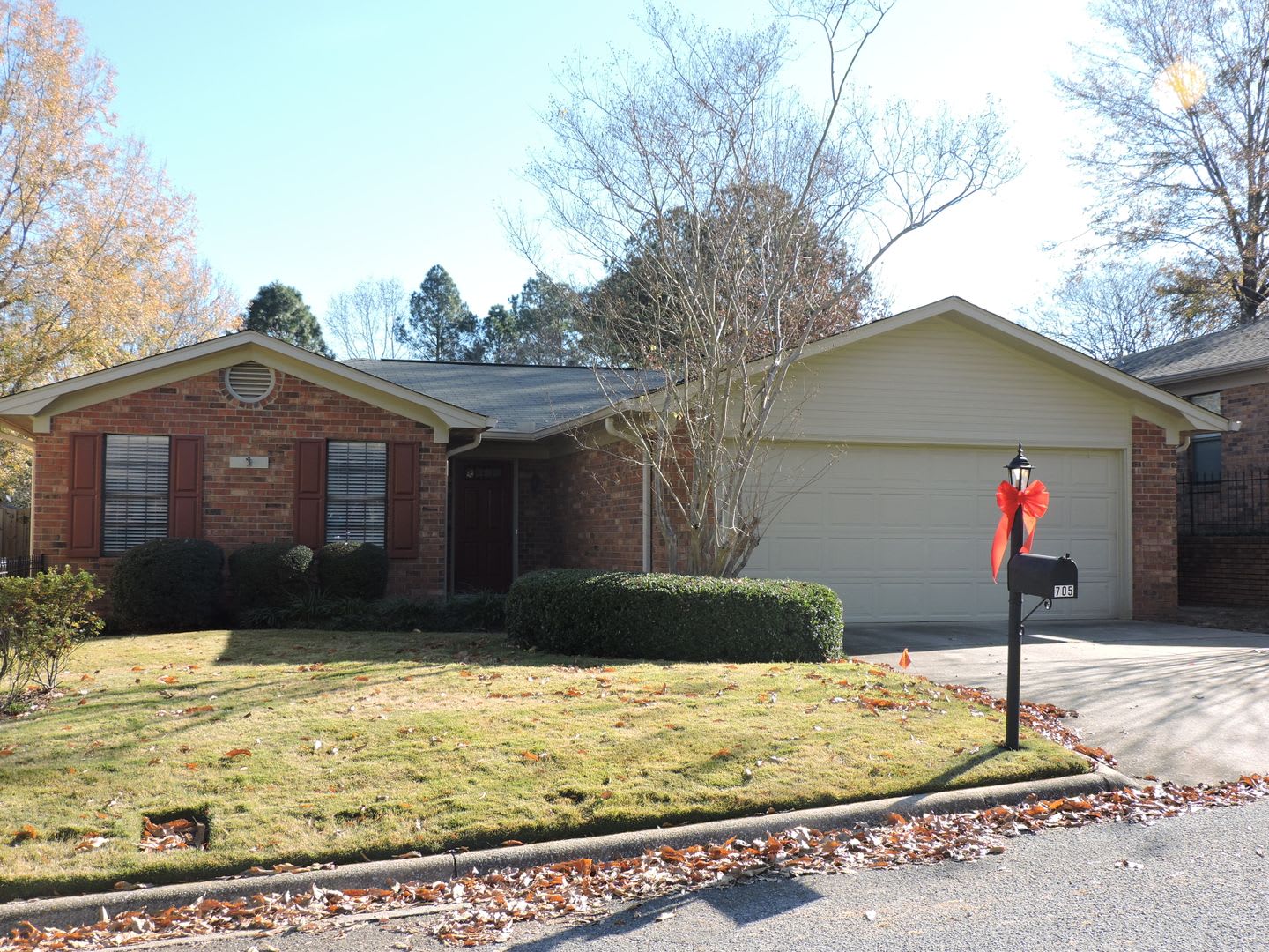 3 bedroom 2 bath in Reston Place – photo 1