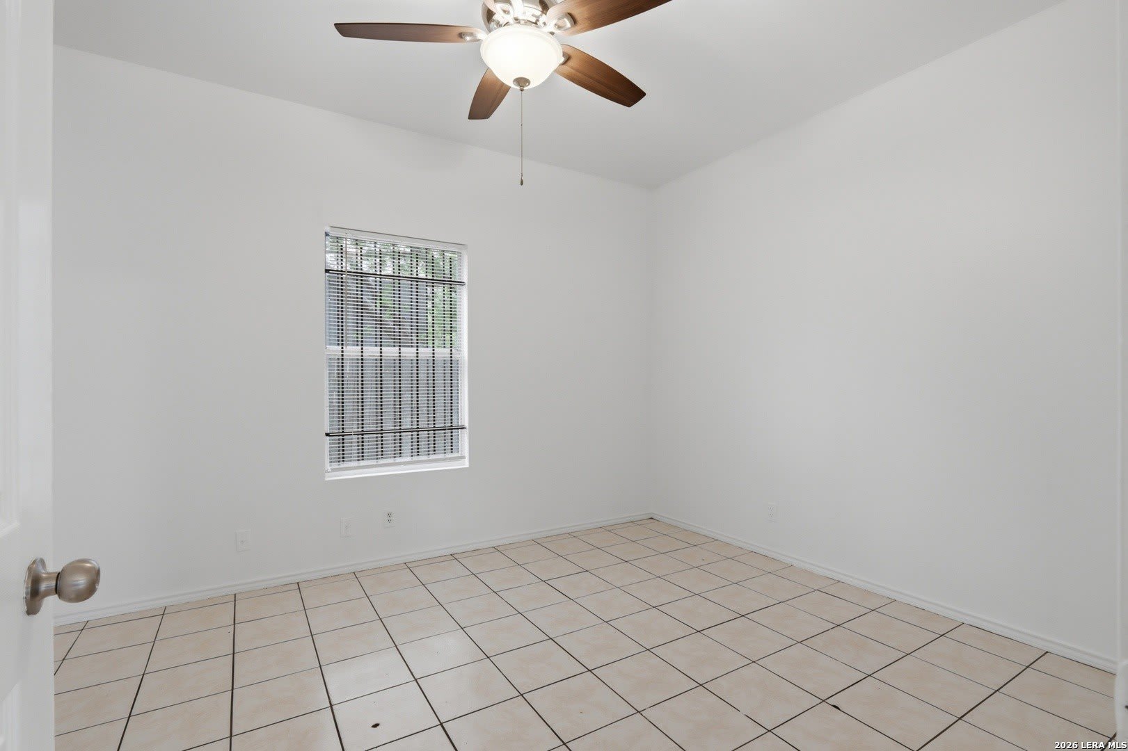 1706 W CRAIG PL – photo 5