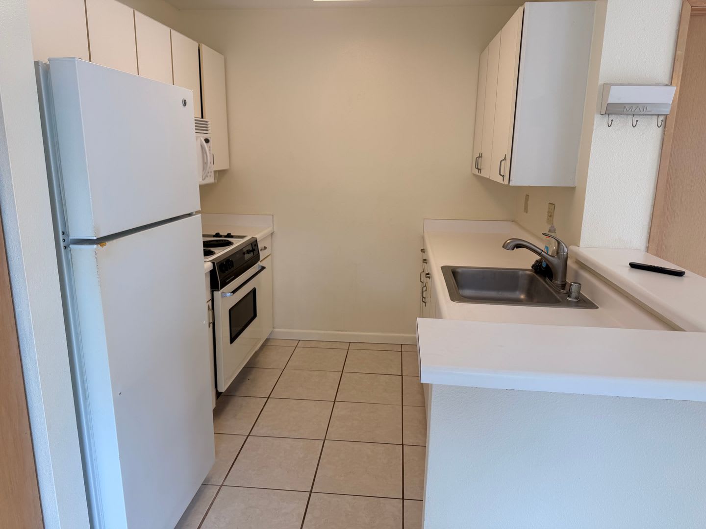 Ground-Level 1-Bedroom / 1-Bathroom Unit in Iao Parkside! – photo 5