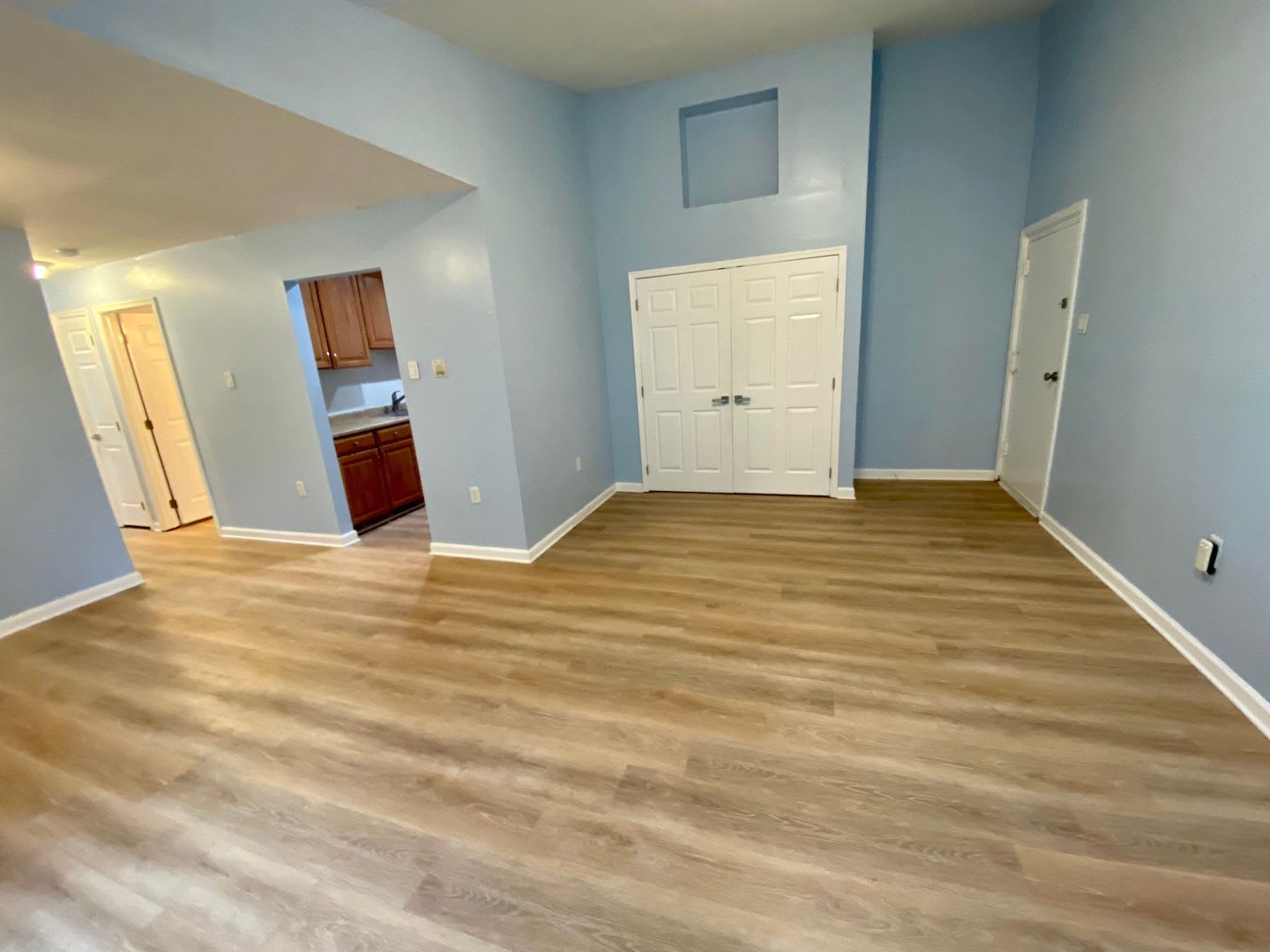 Top Floor Condo Available Soon In Sun Valley – photo 3