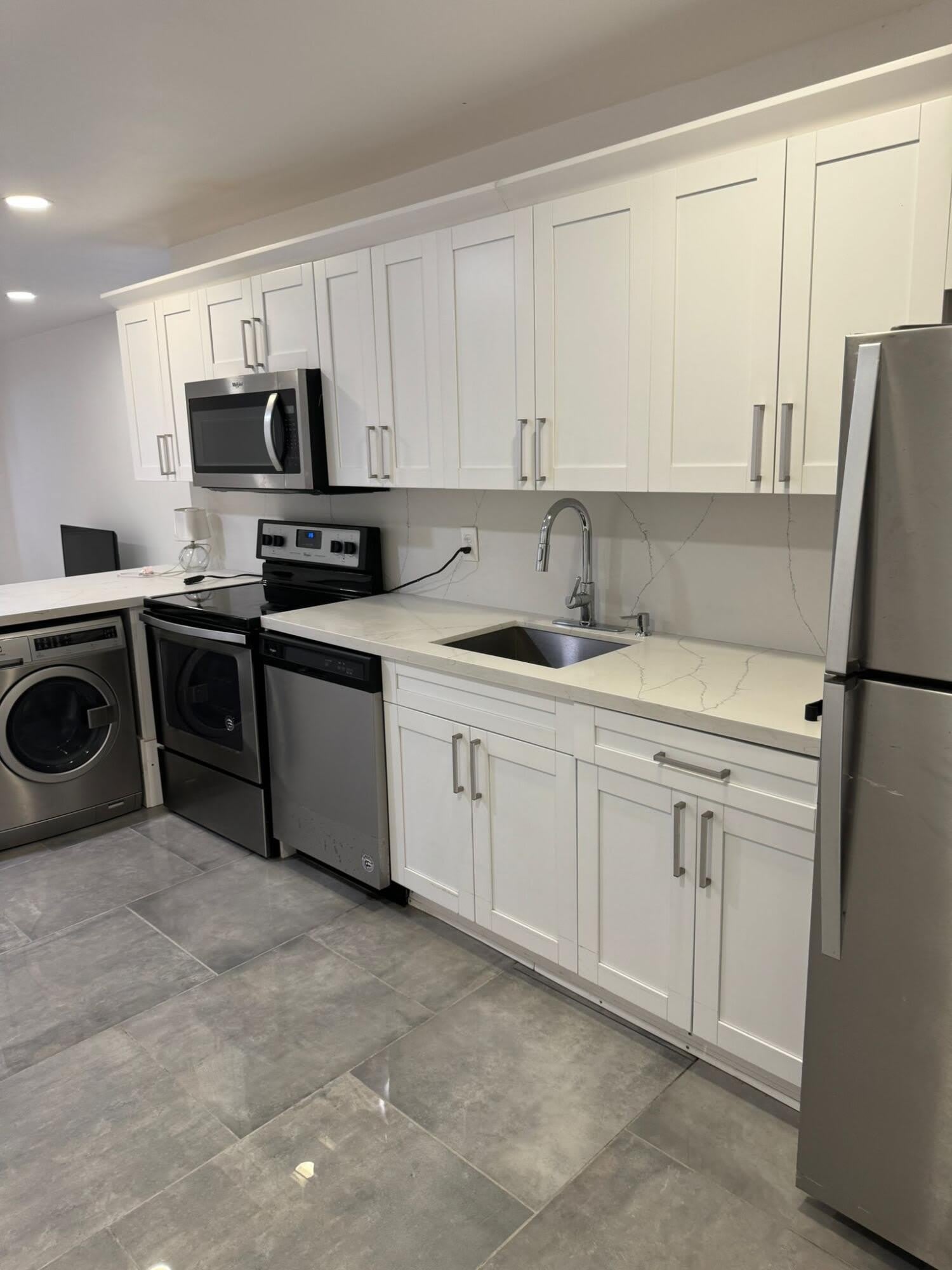 3990 SW 51st Street – photo 2