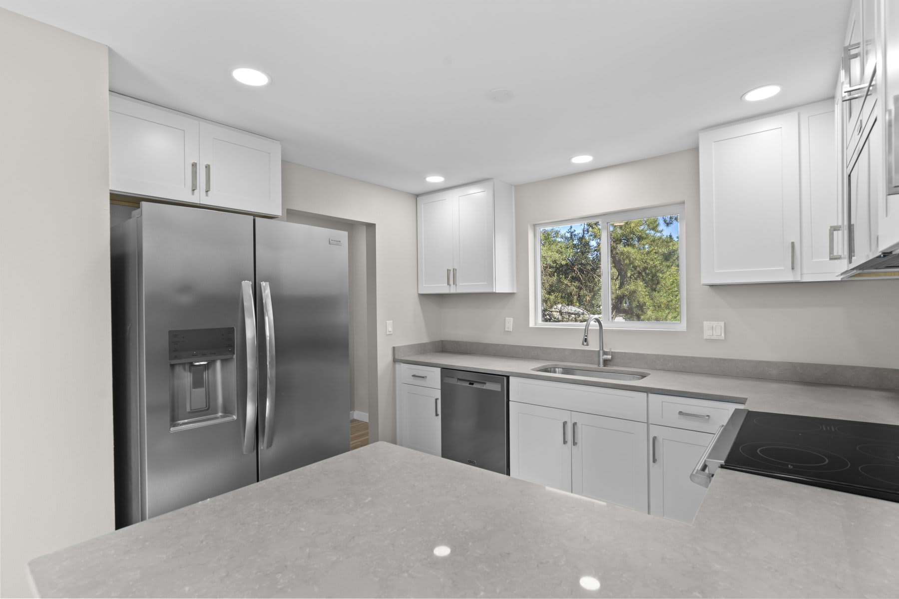 14204 Lake Hills Boulevard – photo 4