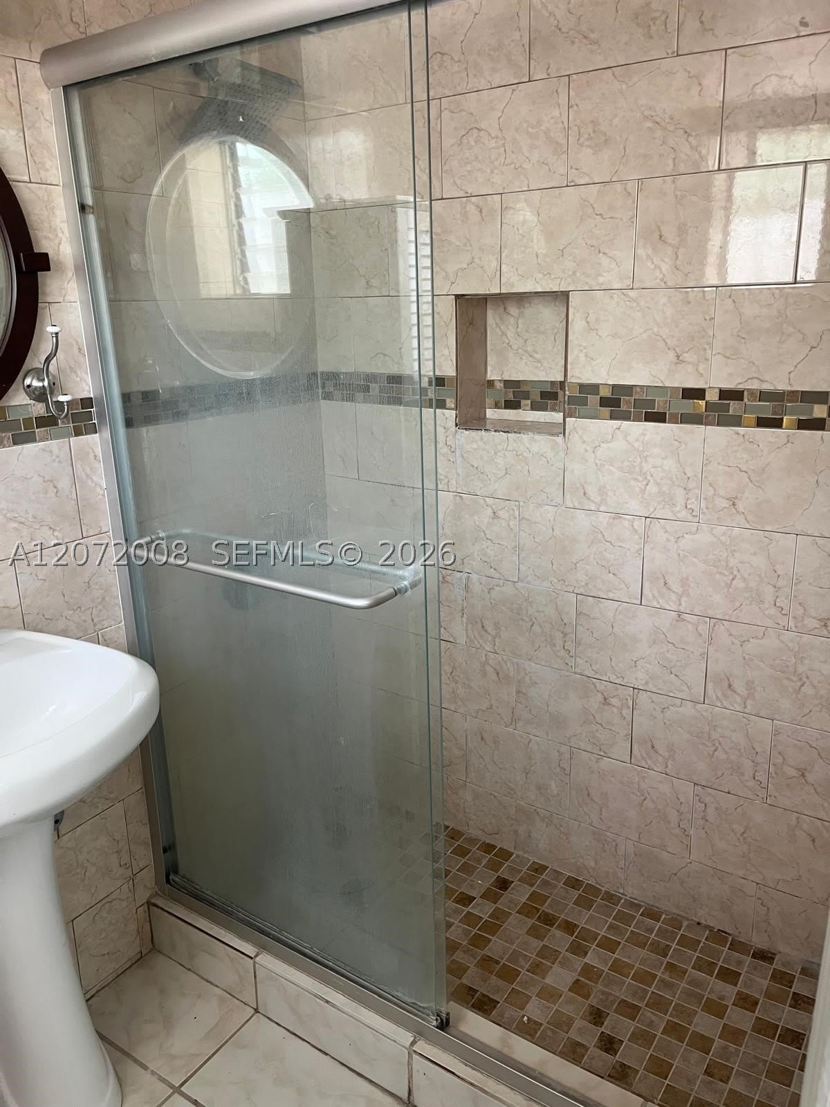 6498 Collins Ave – photo 2