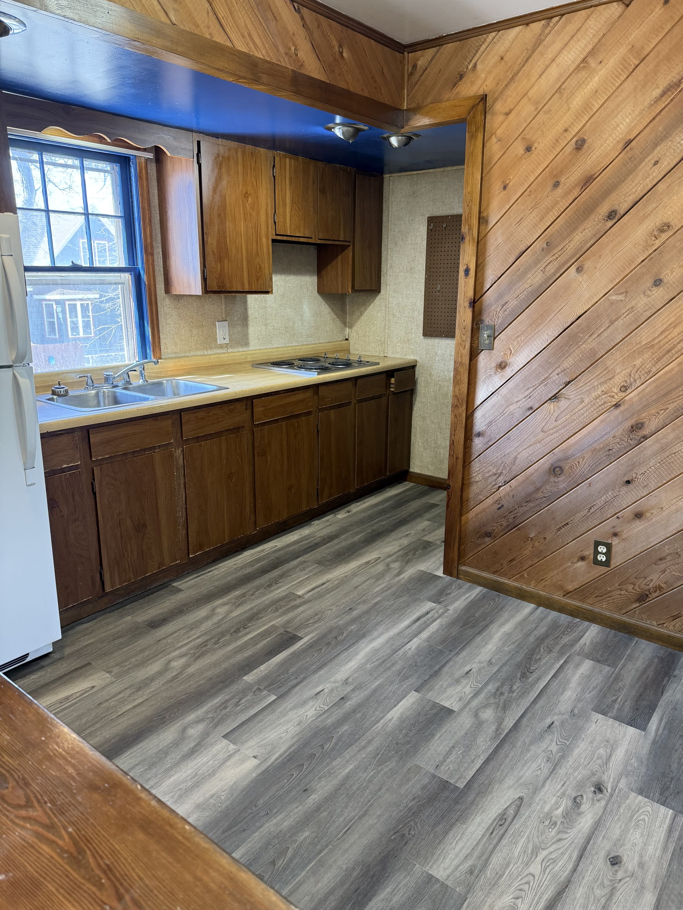 1102 4th Ave S – photo 2