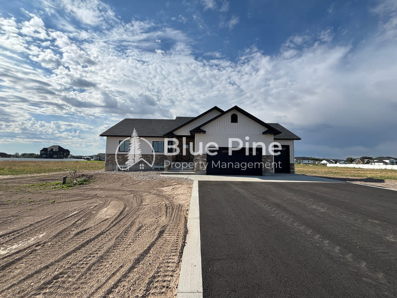 3766 E 369 N – photo 1