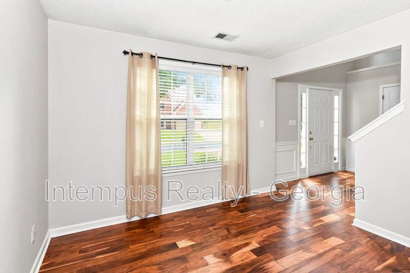 3963 Lullwater Main NW – photo 3