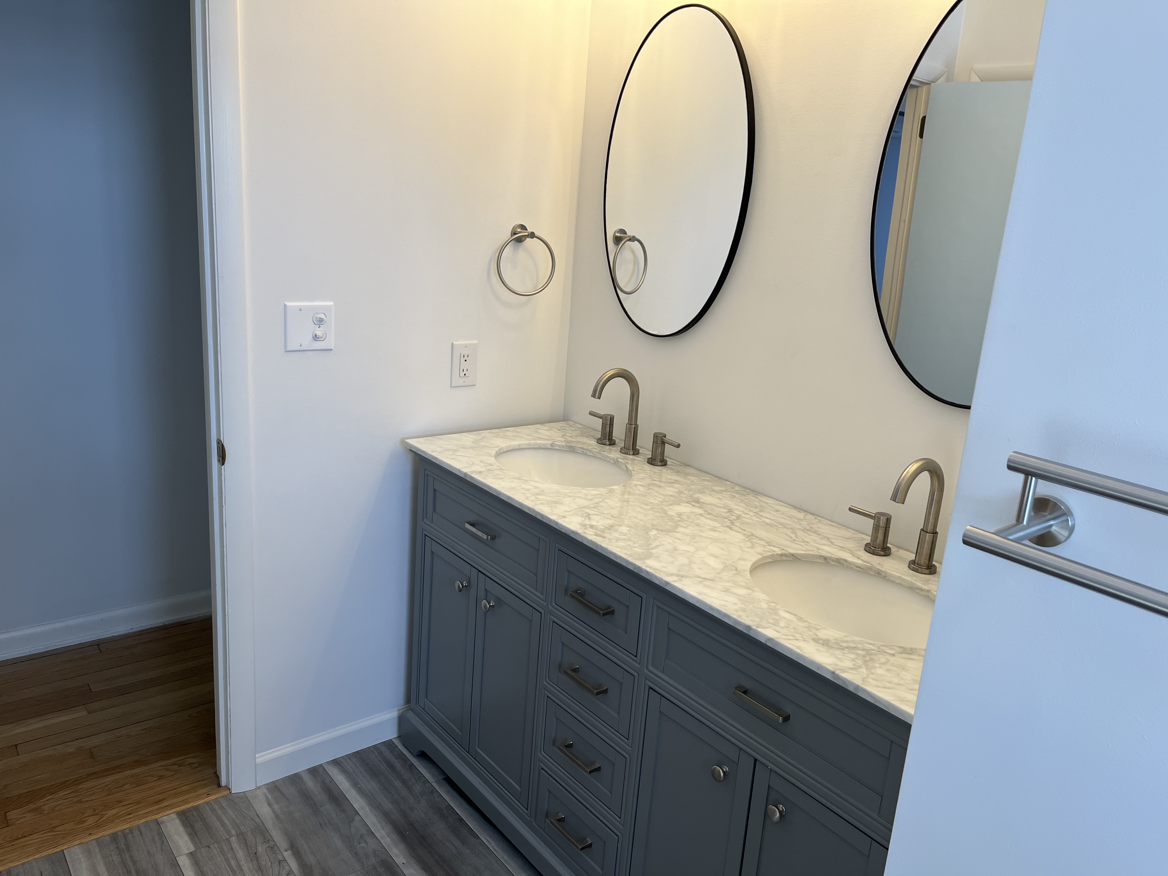 220 Tennyson Drive – photo 3
