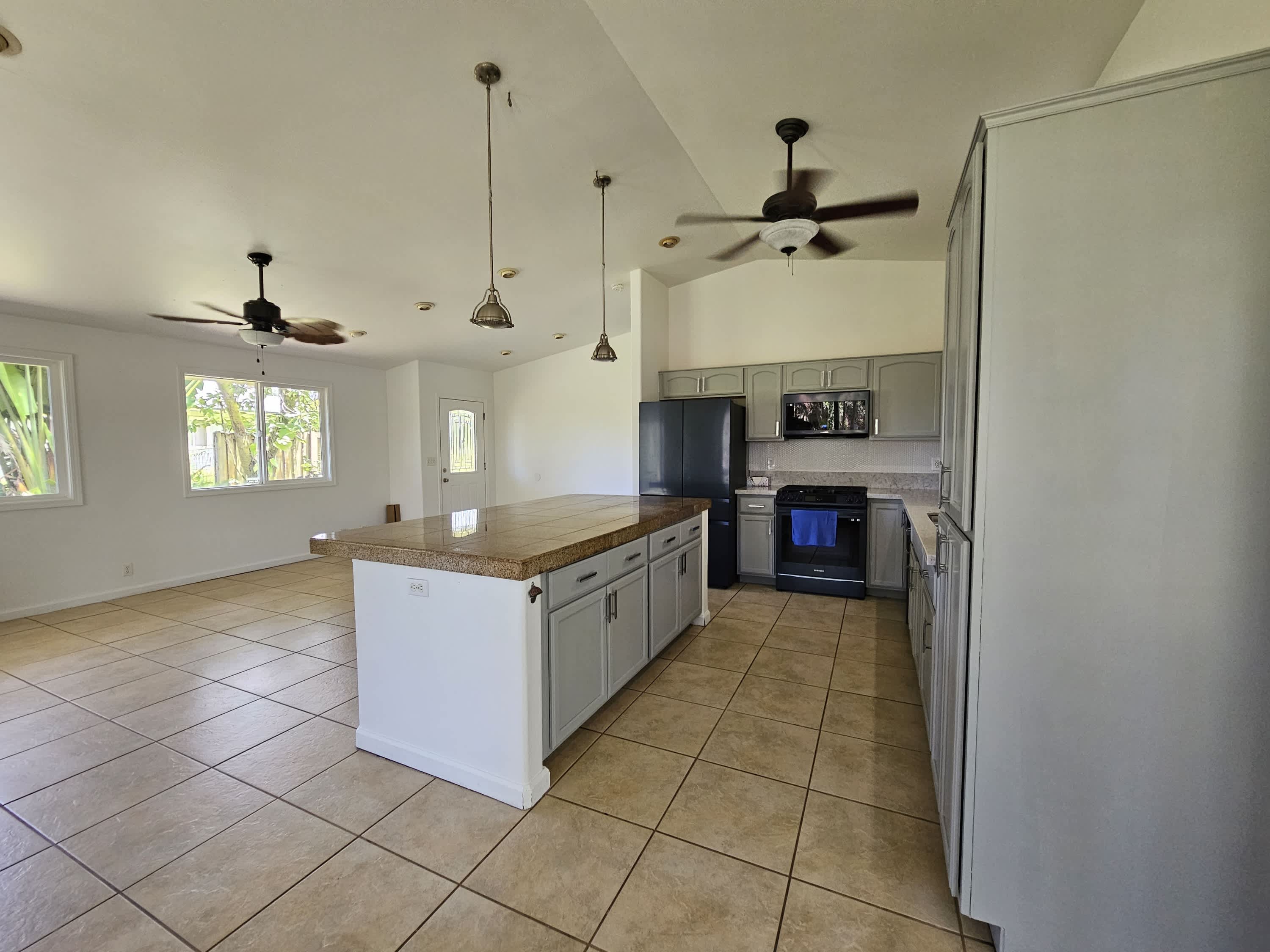 15-1817 14th Avenue – photo 2