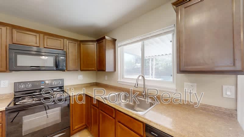 2505 Gina Drive – photo 4