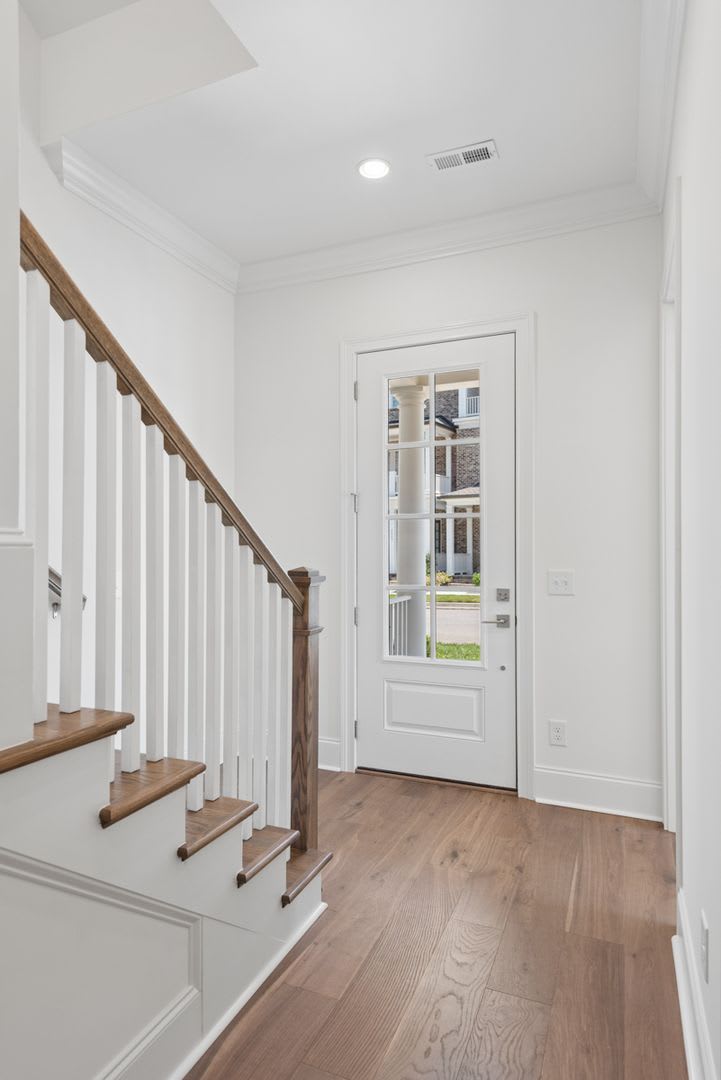 Luxury End Unit Townhome with Private Elevator in Westhaven – photo 5