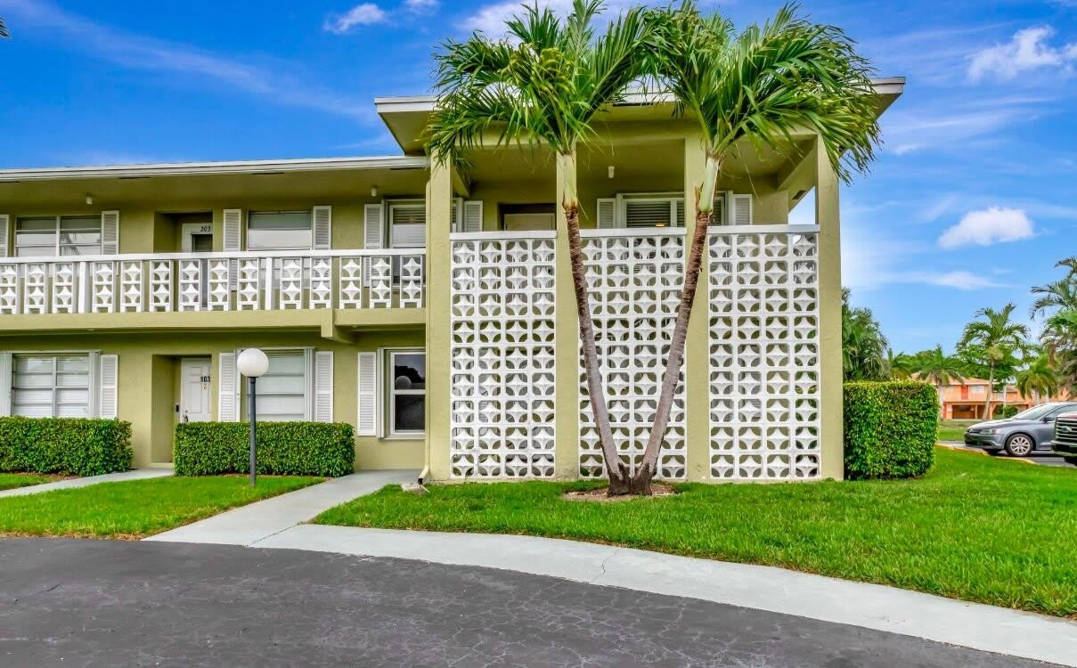 1140 Mahogany Way – photo 3